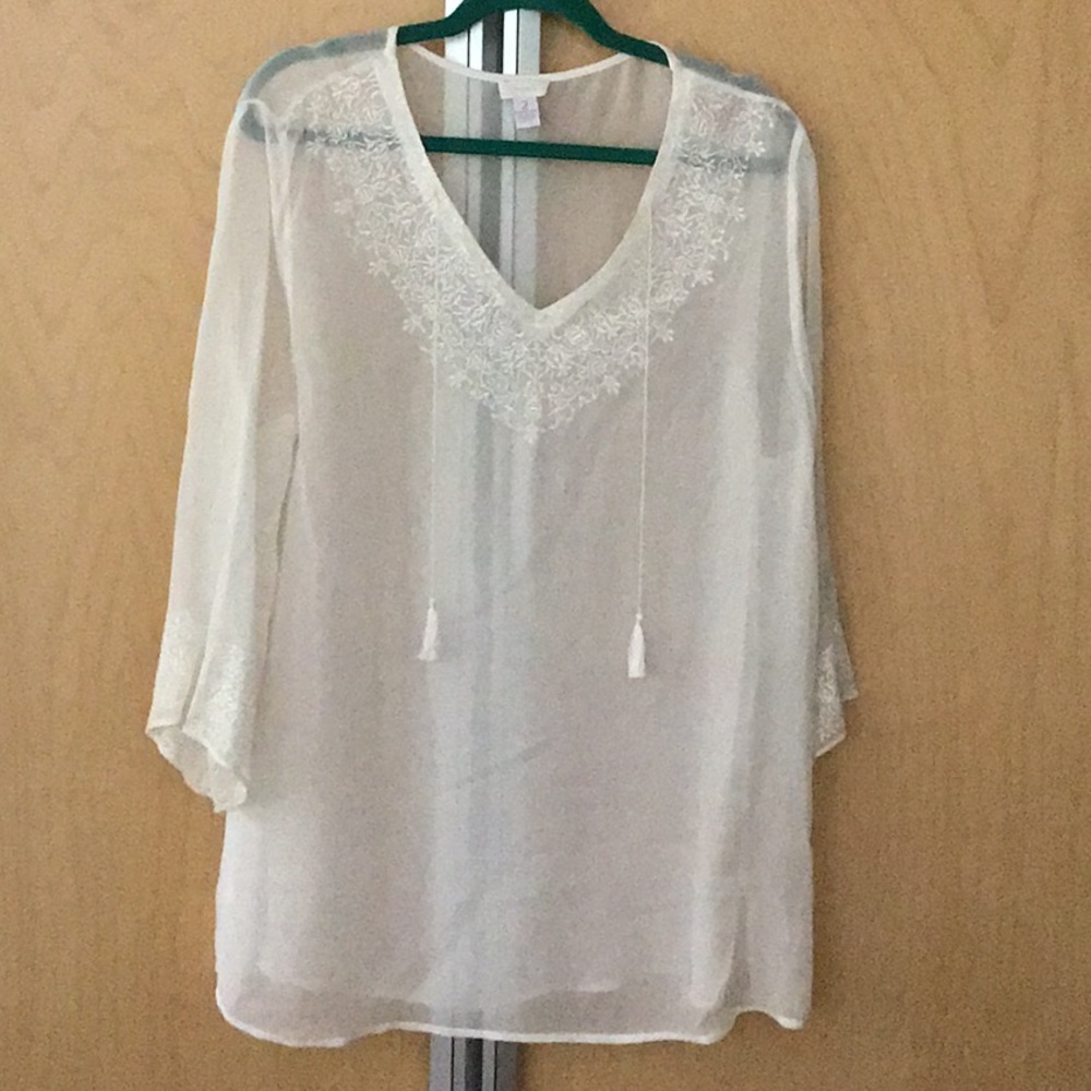 💜💜Chico’s sz 2 embroidered tunic💜💜 Cruise! I believe this is an 12